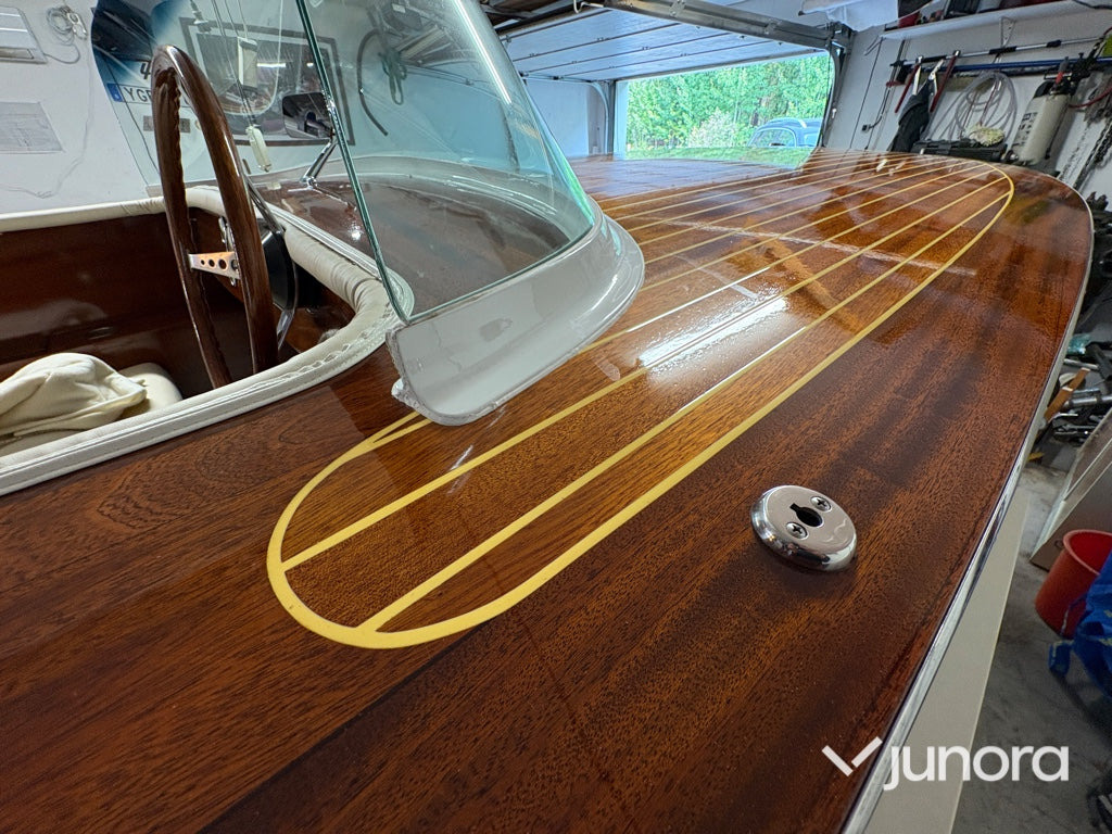 Motorbåt - Mahogny Runabout, V8 - Övrig maskin: bild 2 Motorbåt - Mahogny Runabout, V8 - Övrig maskin: bild 2