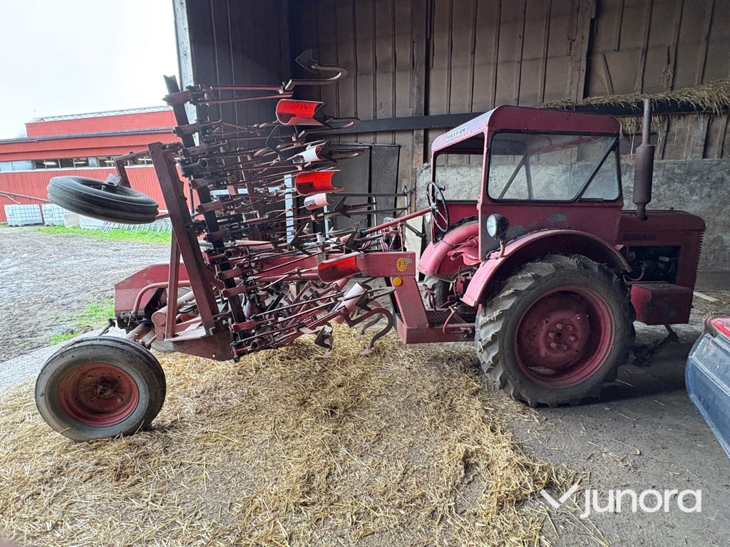 Radhacka - Volvo BM, Victor 230 - Djupluckrare: bild 2 Radhacka - Volvo BM, Victor 230 - Djupluckrare: bild 2