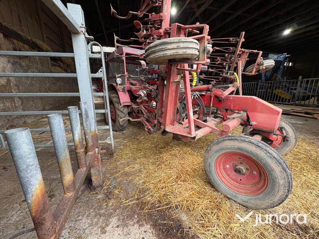 Radhacka - Volvo BM, Victor 230 - Djupluckrare: bild 4 Radhacka - Volvo BM, Victor 230 - Djupluckrare: bild 4