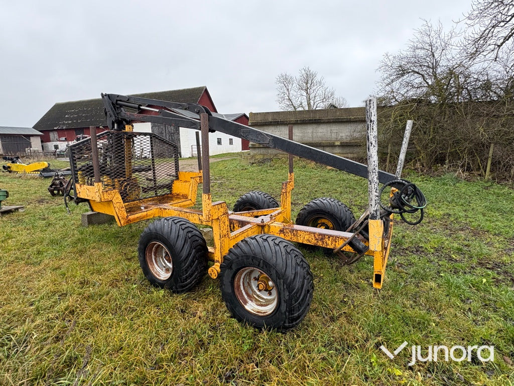 Skogsvagn - med Mowikran 2245 - Skogsvagn: bild 4 Skogsvagn - med Mowikran 2245 - Skogsvagn: bild 4