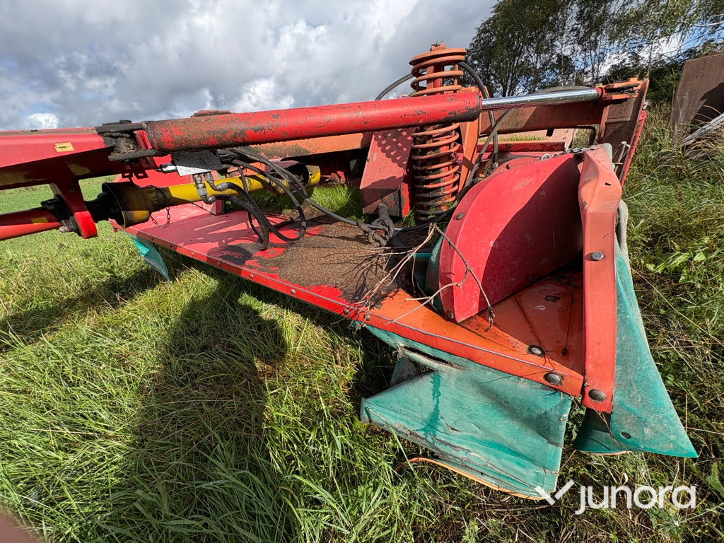 Slåtterkross med elevatormatta Kverneland - Slagklippare/ Slagslåtter: bild 2 Slåtterkross med elevatormatta Kverneland - Slagklippare/ Slagslåtter: bild 2