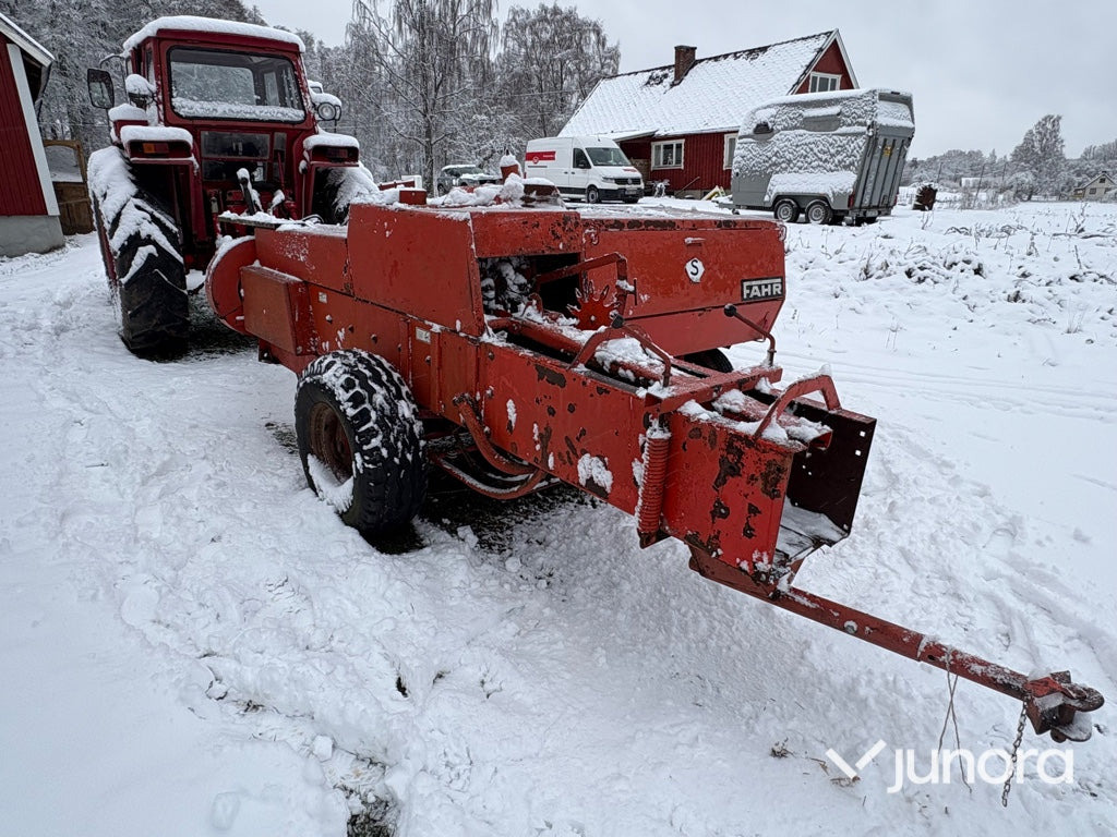 Småbalspress - Fahr HD460 - Fyrkantspress: bild 3 Småbalspress - Fahr HD460 - Fyrkantspress: bild 3