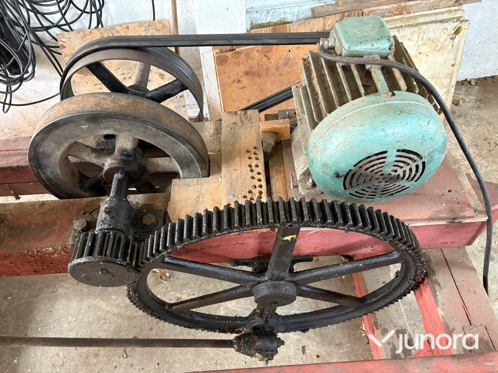 Spånhyvel - Träbearbetningsmaskin: bild 4 Spånhyvel - Träbearbetningsmaskin: bild 4