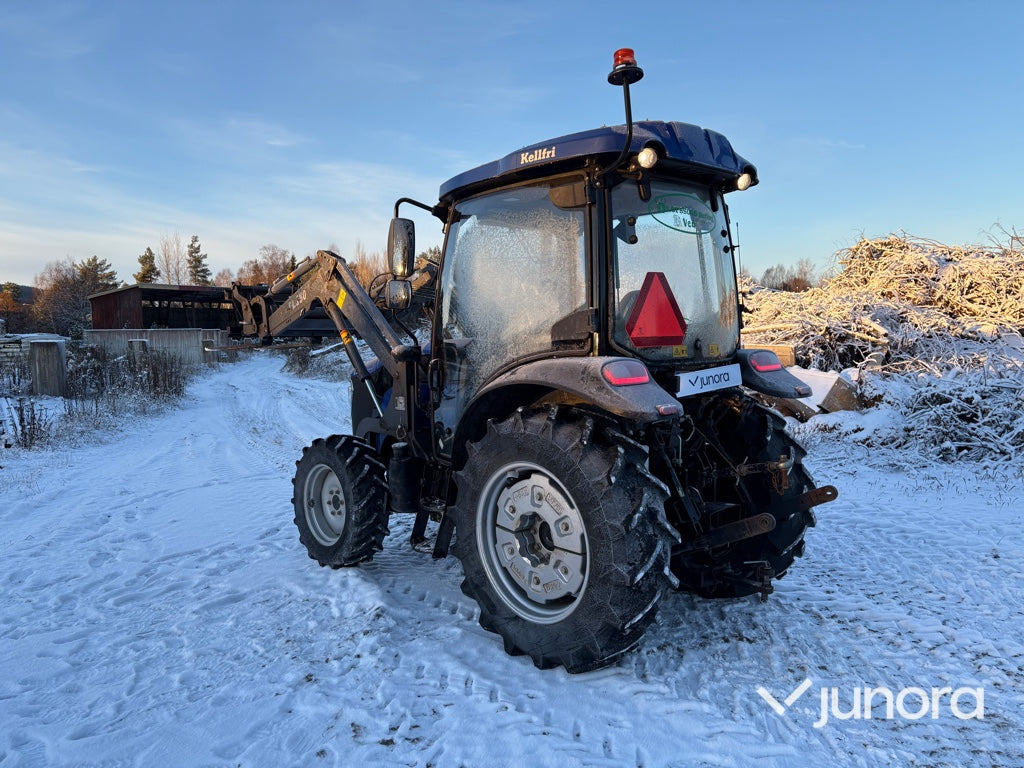 Traktor - Lovol, M504, med redskap - Traktor: bild 3 Traktor - Lovol, M504, med redskap - Traktor: bild 3