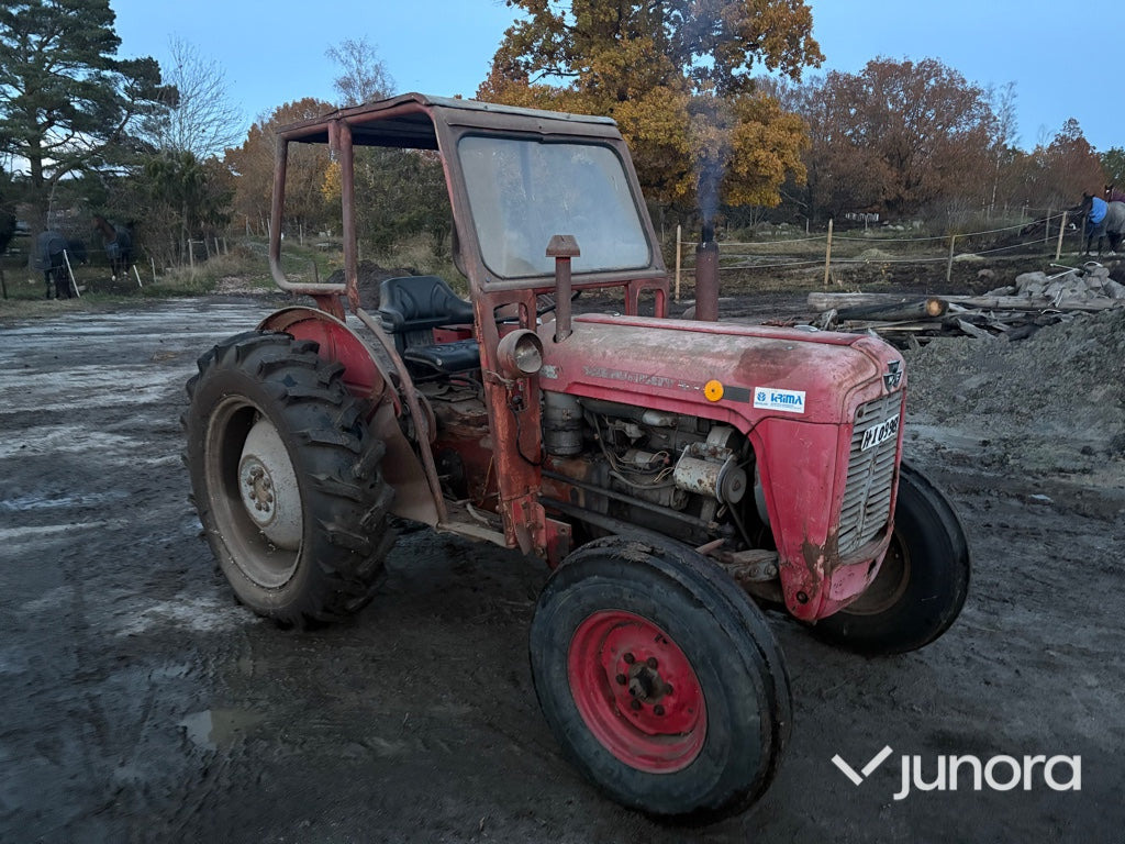 Traktor - Massey Ferguson 35X - Traktor: bild 4 Traktor - Massey Ferguson 35X - Traktor: bild 4