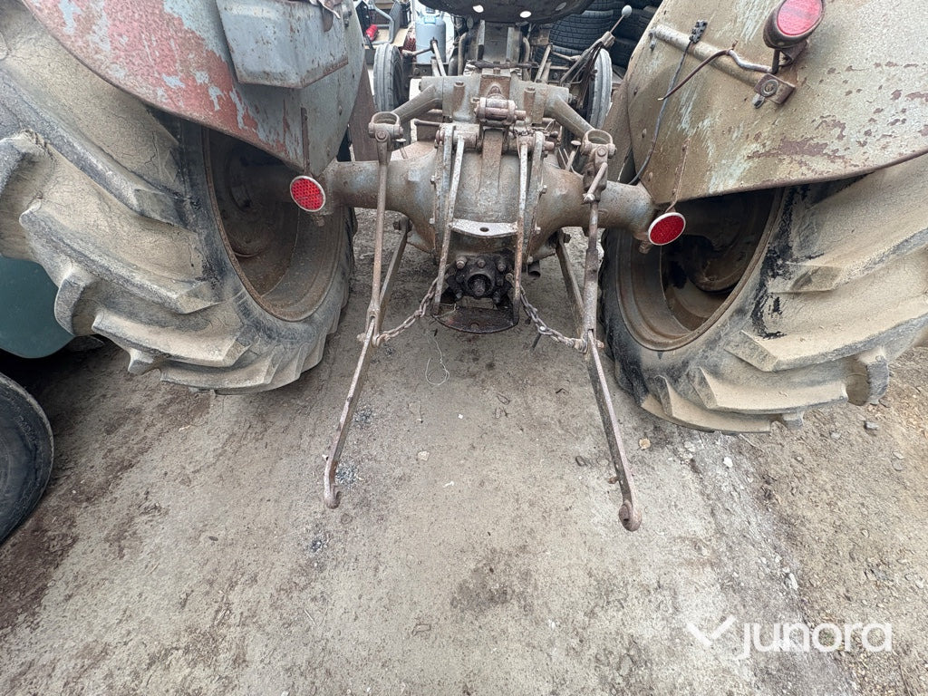 Traktor - Massey Ferguson, Grolle - Traktor: bild 4 Traktor - Massey Ferguson, Grolle - Traktor: bild 4