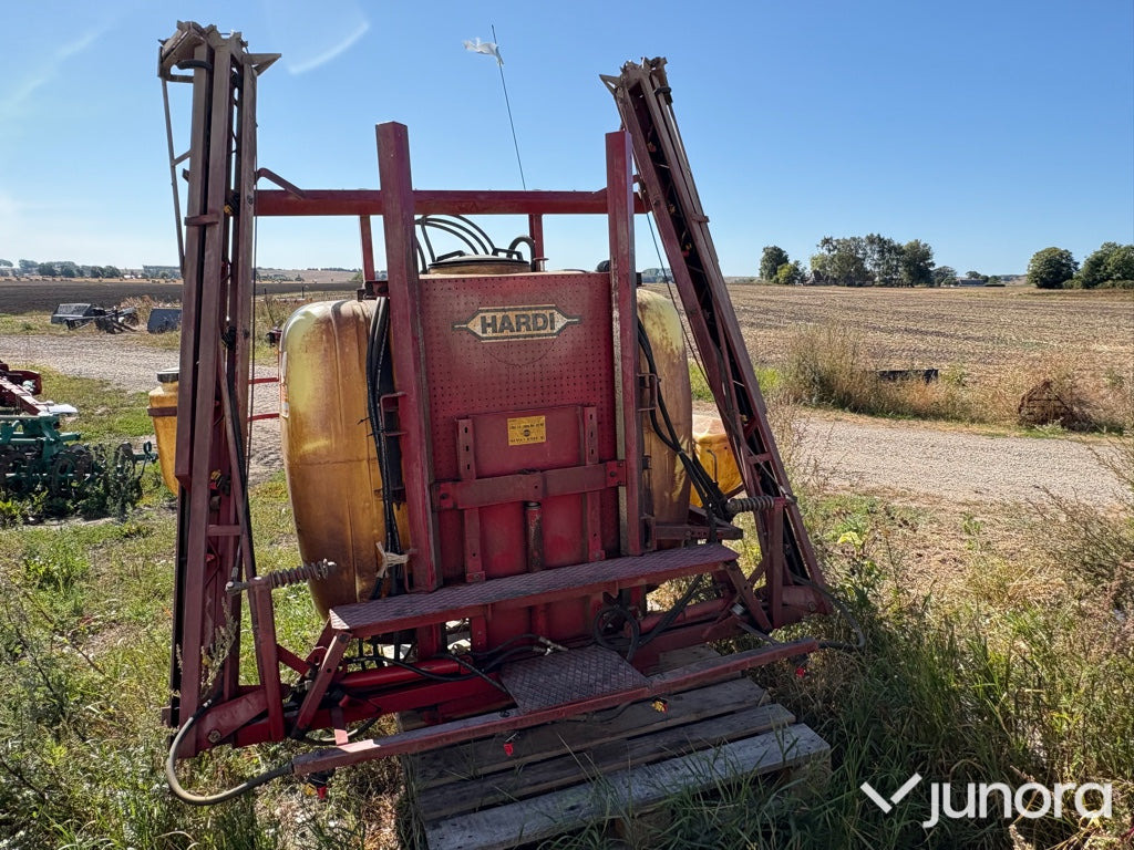 Växtspruta - Hardi, 1000L, 12M - Traktorburen spruta: bild 5 Växtspruta - Hardi, 1000L, 12M - Traktorburen spruta: bild 5