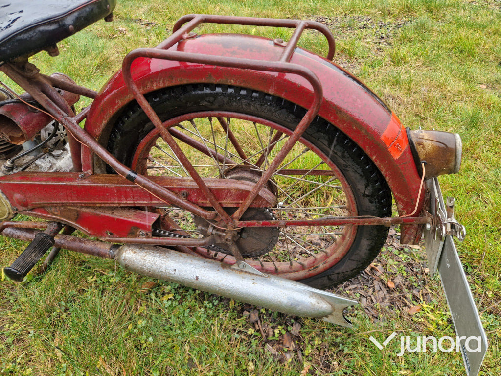 Veteranmotorcykel - Husqvarna 28 - Motorcykel: bild 4 Veteranmotorcykel - Husqvarna 28 - Motorcykel: bild 4