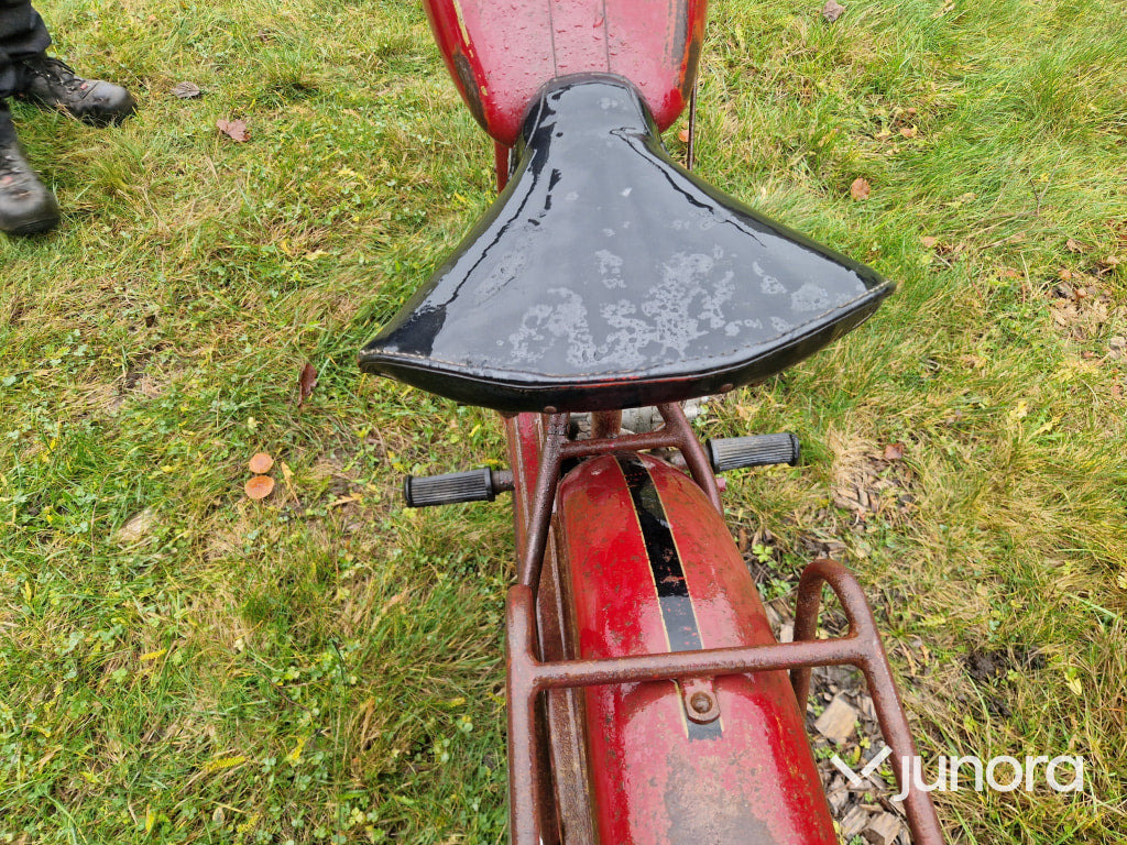 Veteranmotorcykel - Husqvarna 28 - Motorcykel: bild 5 Veteranmotorcykel - Husqvarna 28 - Motorcykel: bild 5