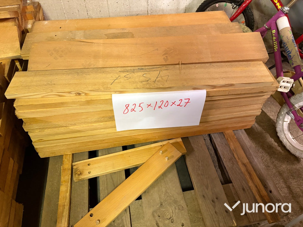 Virke - Lärk, Sibirisk - Entreprenadutrustning: bild 3 Virke - Lärk, Sibirisk - Entreprenadutrustning: bild 3