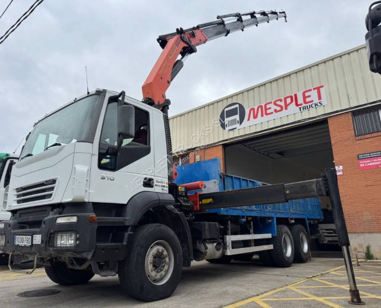 Iveco Trakker 310 - Flakbil: bild 1 Iveco Trakker 310 - Flakbil: bild 1