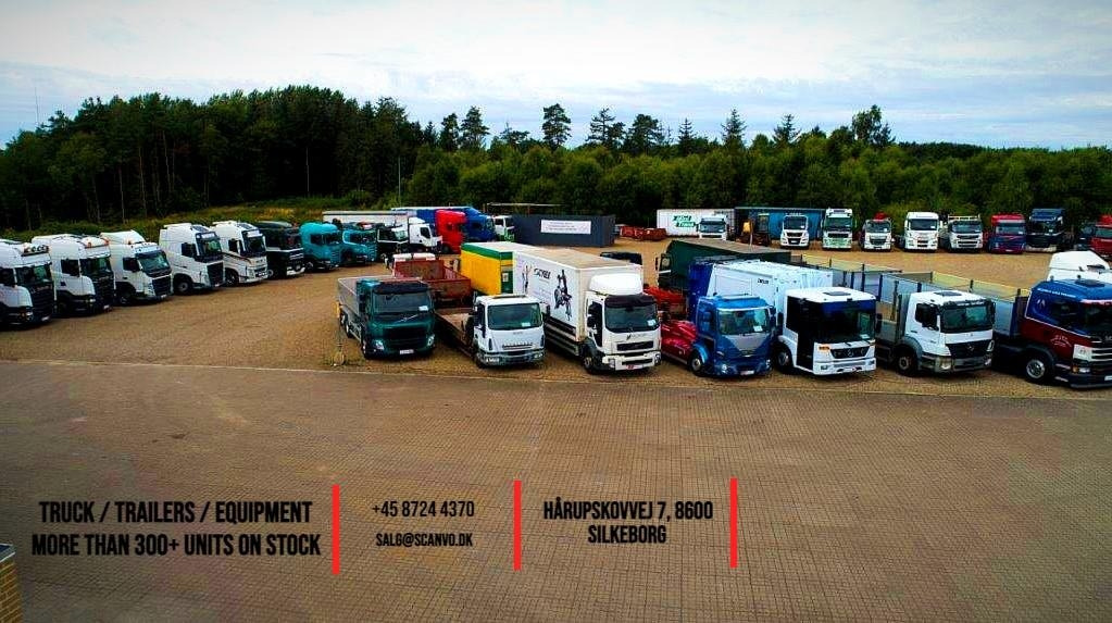 Fruehauf 13,6 mtr box - lodretstående lift - Skåp semitrailer: bild 5 Fruehauf 13,6 mtr box - lodretstående lift - Skåp semitrailer: bild 5