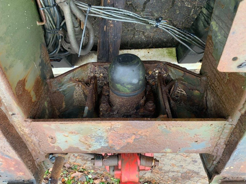 Karosseri och exteriör för Lastbil HMF 20,5 T-M kran konsol med træktravers: bild 7