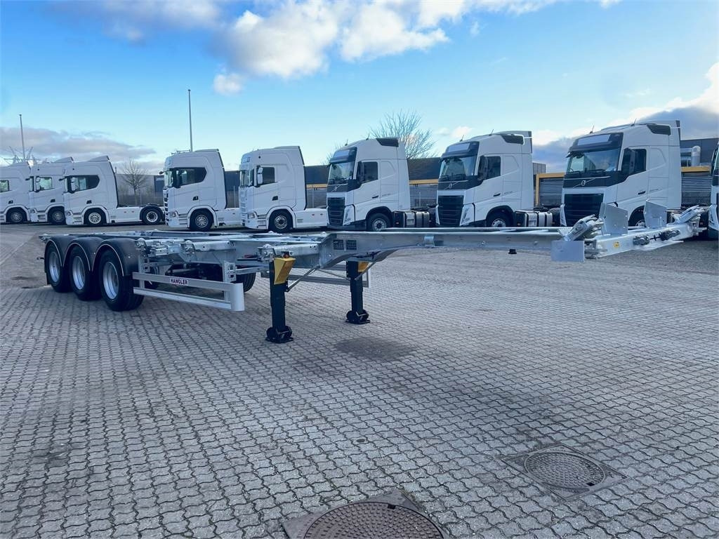 Hangler SDS 430 container chassis - multi låse - ADR - Containerbil/ Växelflak semitrailer: bild 5 Hangler SDS 430 container chassis - multi låse - ADR - Containerbil/ Växelflak semitrailer: bild 5