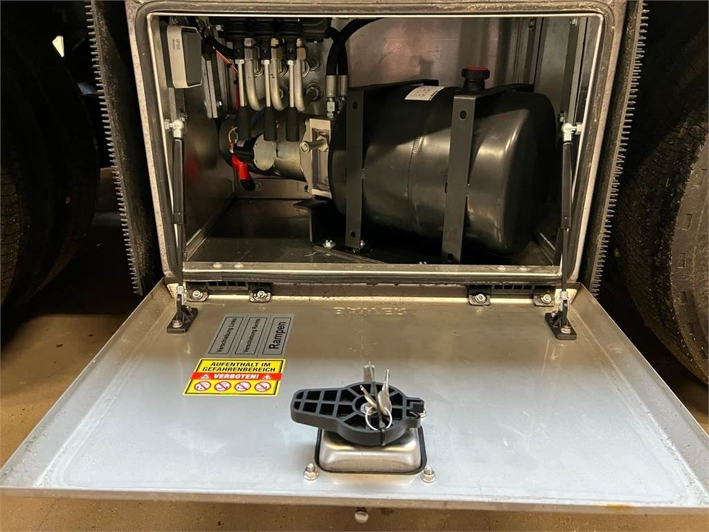 Låg lastare semitrailer Hangler SDS-H 510-T 3-aks maskintrailer - dobbelt ramper: bild 20 Låg lastare semitrailer Hangler SDS-H 510-T 3-aks maskintrailer - dobbelt ramper: bild 20