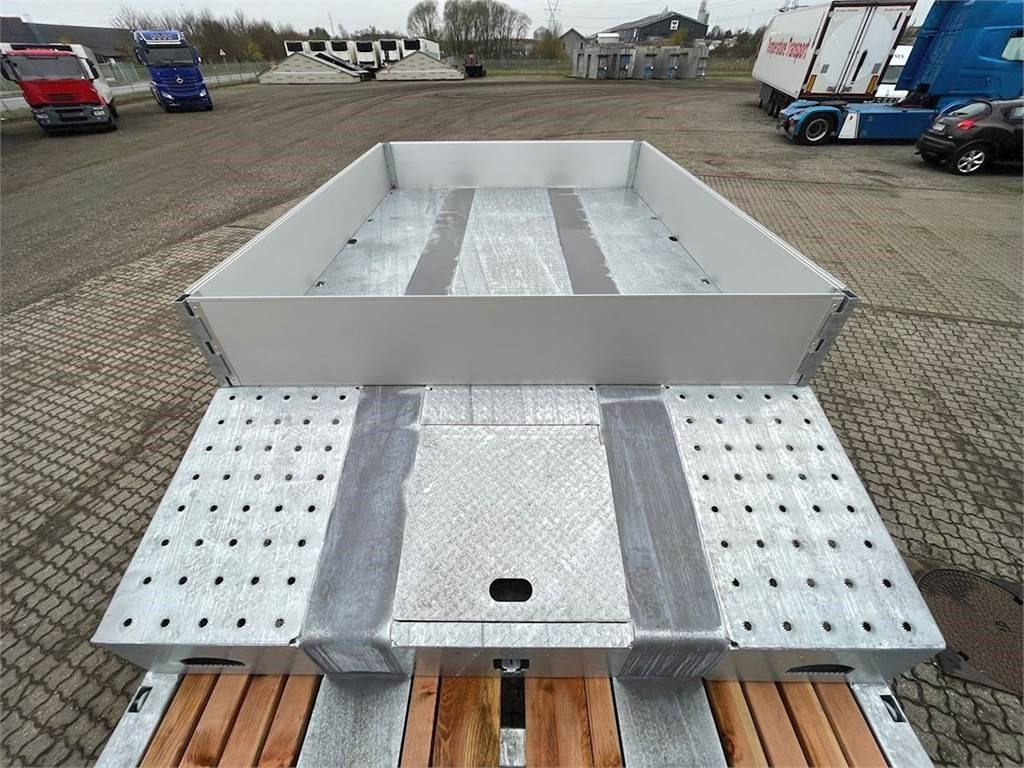 Låg lastare semitrailer Hangler SDS-H 510-T 3-aks maskintrailer - dobbelt ramper: bild 15 Låg lastare semitrailer Hangler SDS-H 510-T 3-aks maskintrailer - dobbelt ramper: bild 15