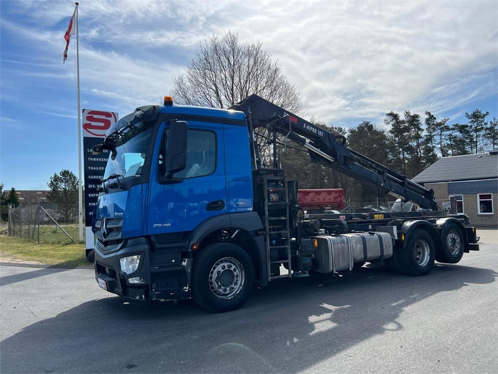 Mercedes-Benz Antos 2546 - Hiab 192 E kran  - Liftdumper lastbil: bild 1 Mercedes-Benz Antos 2546 - Hiab 192 E kran  - Liftdumper lastbil: bild 1