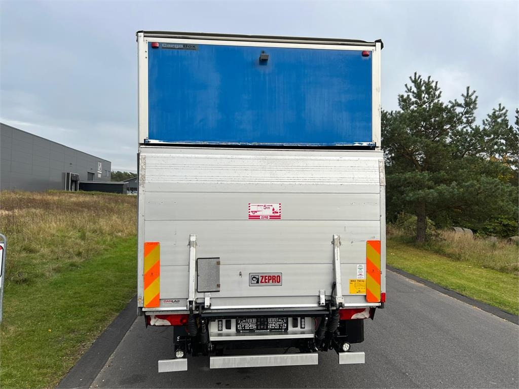 Mercedes-Benz Sprinter 516 CDI  - Lastbil med skåp: bild 5 Mercedes-Benz Sprinter 516 CDI  - Lastbil med skåp: bild 5