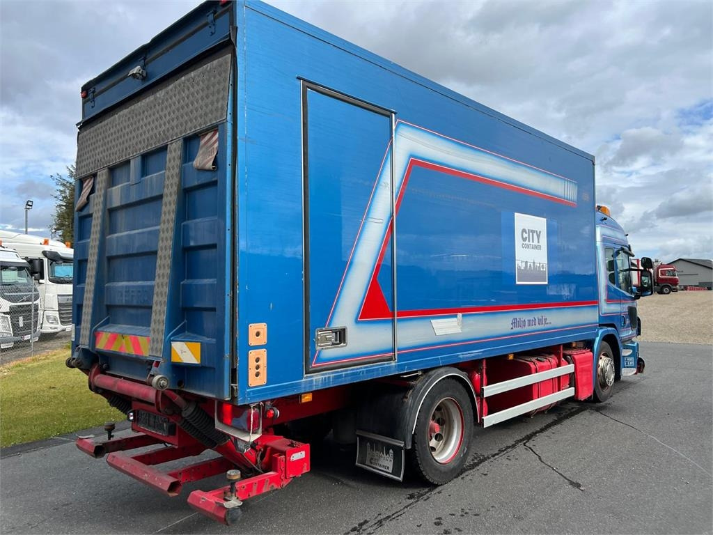 Scania P320 DB 4x2 MLB - low entry - Lastbil med skåp: bild 2 Scania P320 DB 4x2 MLB - low entry - Lastbil med skåp: bild 2