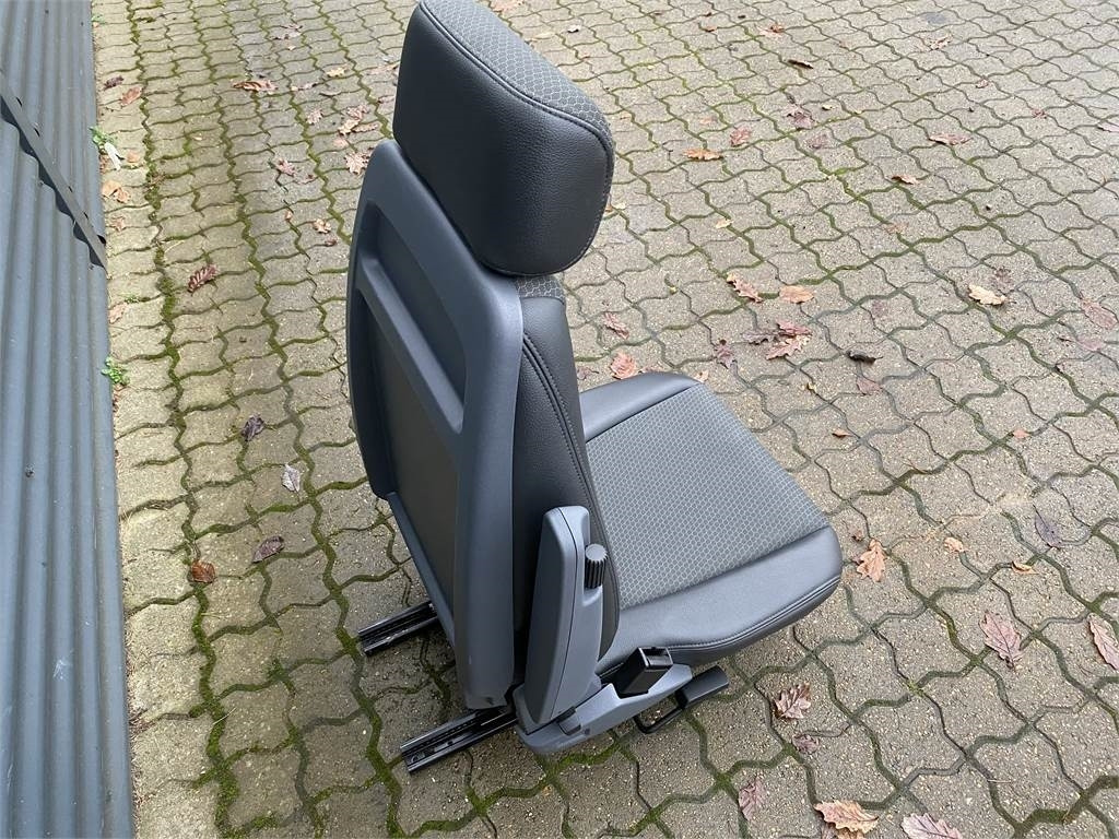 Scania Passagersæde (Klapsæde) - Hytt för Lastbil: bild 3 Scania Passagersæde (Klapsæde) - Hytt för Lastbil: bild 3