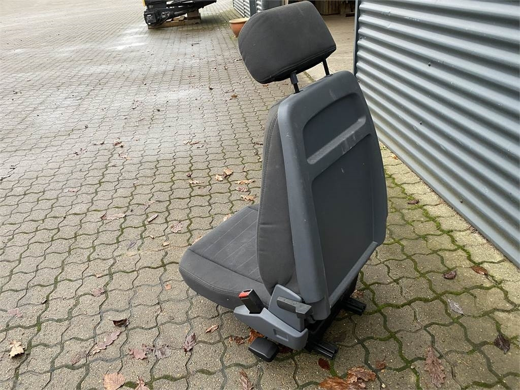 Scania Passagersæde (Klapsæde) - Hytt för Lastbil: bild 3 Scania Passagersæde (Klapsæde) - Hytt för Lastbil: bild 3