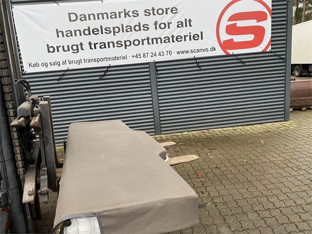 Scania Underkøje (L 2000 x B 630mm) - Hytt för Lastbil: bild 1 Scania Underkøje (L 2000 x B 630mm) - Hytt för Lastbil: bild 1