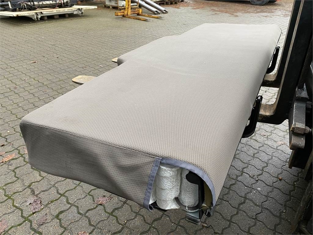 Scania Underkøje (L 2000 x B 630mm) - Hytt för Lastbil: bild 4 Scania Underkøje (L 2000 x B 630mm) - Hytt för Lastbil: bild 4