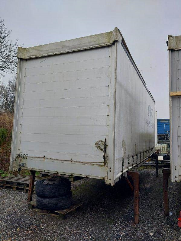 Sommer WP-148 CU 7820 mm volume gardin veksellad - Kapell växelflak: bild 1 Sommer WP-148 CU 7820 mm volume gardin veksellad - Kapell växelflak: bild 1