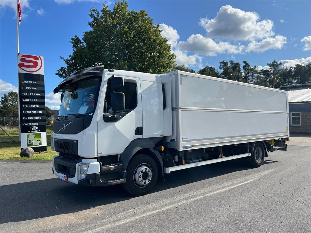 Volvo FL 250 16 ton - Lastbil med skåp: bild 1 Volvo FL 250 16 ton - Lastbil med skåp: bild 1