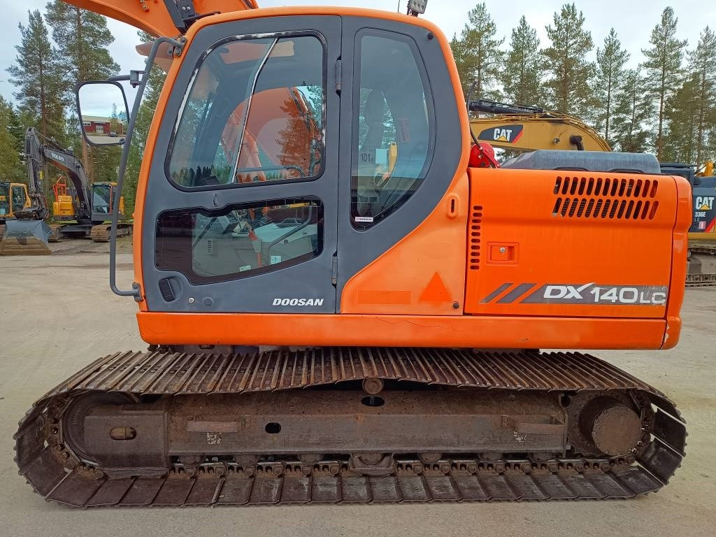 Doosan DX140LC KALLISTAJA+PYÖRITTÄJÄ  - Bandgrävare: bild 2 Doosan DX140LC KALLISTAJA+PYÖRITTÄJÄ  - Bandgrävare: bild 2