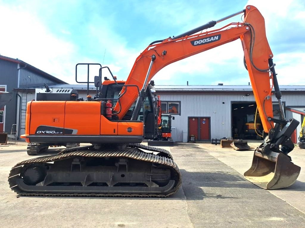 Doosan DX160LCH-5 METSÄMALLI KALLISTAJALLA  - Bandgrävare: bild 5 Doosan DX160LCH-5 METSÄMALLI KALLISTAJALLA  - Bandgrävare: bild 5