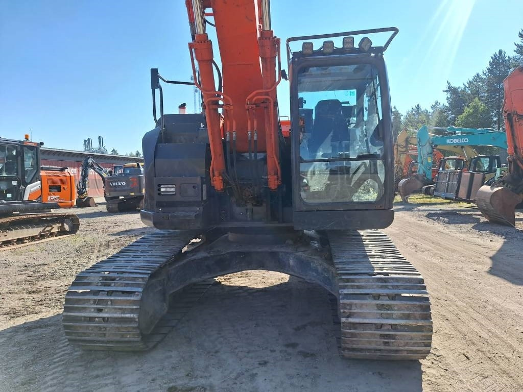 Hitachi ZX225USLC-5  - Bandgrävare: bild 4 Hitachi ZX225USLC-5  - Bandgrävare: bild 4