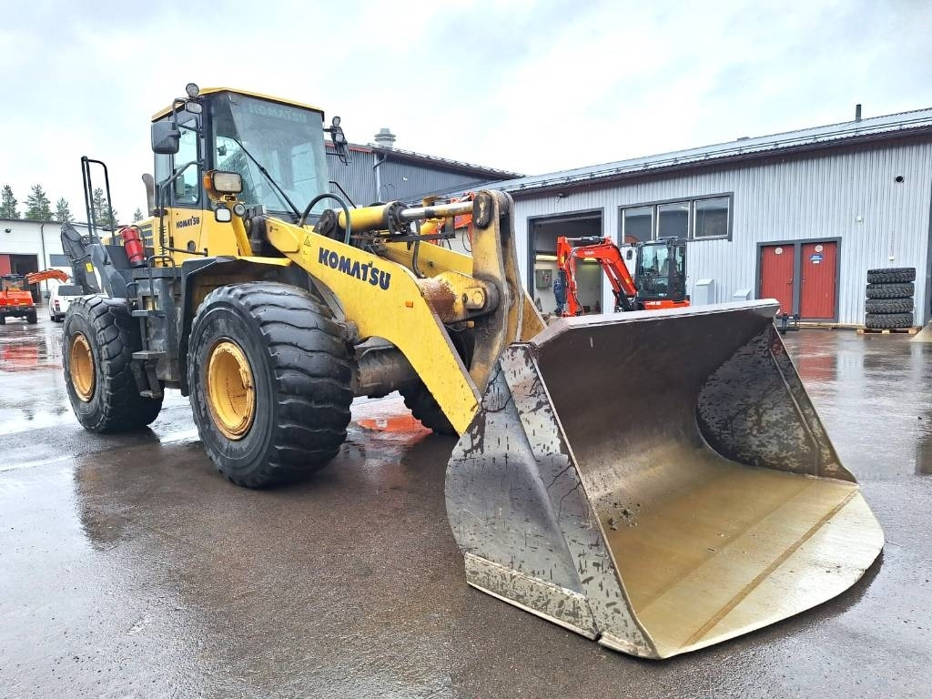 Komatsu MYYTY! SOLD! WA380-5H RASVARI  - Hjullastare: bild 5 Komatsu MYYTY! SOLD! WA380-5H RASVARI  - Hjullastare: bild 5