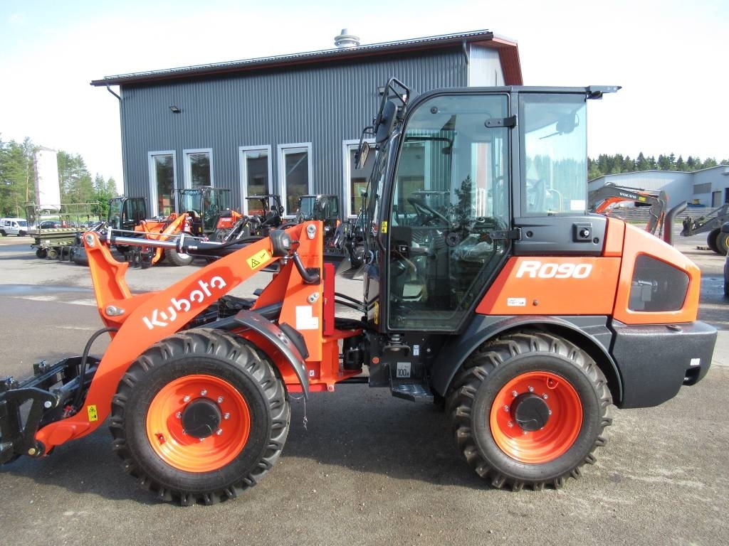 Kubota R090W UUTUUSMALLI - Hjullastare: bild 2 Kubota R090W UUTUUSMALLI - Hjullastare: bild 2