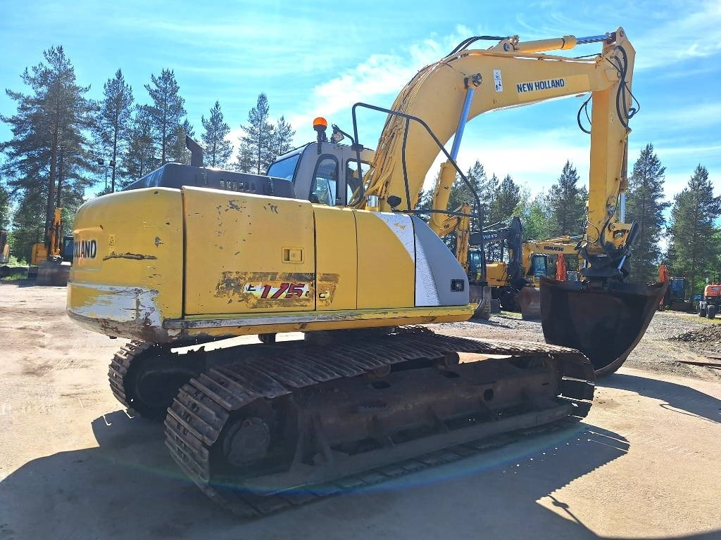 New Holland E175LC KALLISTAJALLA  - Bandgrävare: bild 4 New Holland E175LC KALLISTAJALLA  - Bandgrävare: bild 4