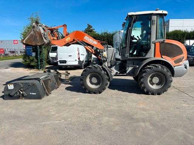 Atlas 75e S. Schaufel, Gabel, Bürste. - Hjullastare: bild 1 Atlas 75e S. Schaufel, Gabel, Bürste. - Hjullastare: bild 1