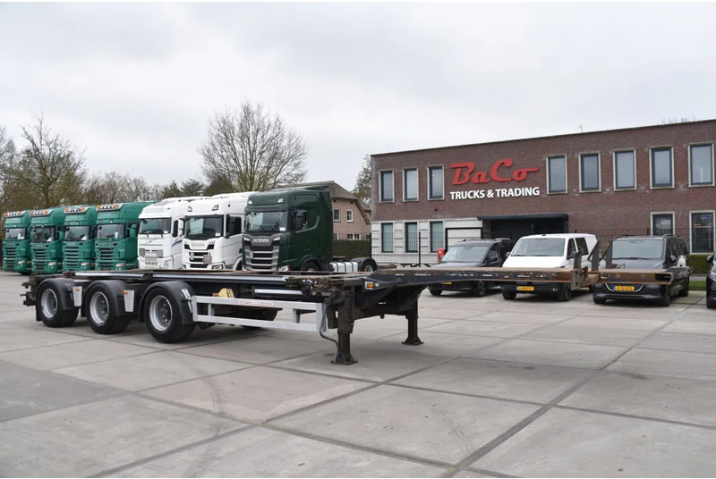 Renders ROC 16.30 - LIFT AXLE - BPW AXLES - DISC BRAKES - GOOD CONDITION - - Containerbil/ Växelflak semitrailer: bild 1 Renders ROC 16.30 - LIFT AXLE - BPW AXLES - DISC BRAKES - GOOD CONDITION - - Containerbil/ Växelflak semitrailer: bild 1