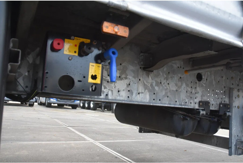 Schmitz Cargobull SCB*S3T - COIL - GALVANIZED - SLIDING CURTAINS/ROOF - DISC BRAKES - TOP CONDITION - - Kapelltrailer: bild 5 Schmitz Cargobull SCB*S3T - COIL - GALVANIZED - SLIDING CURTAINS/ROOF - DISC BRAKES - TOP CONDITION - - Kapelltrailer: bild 5