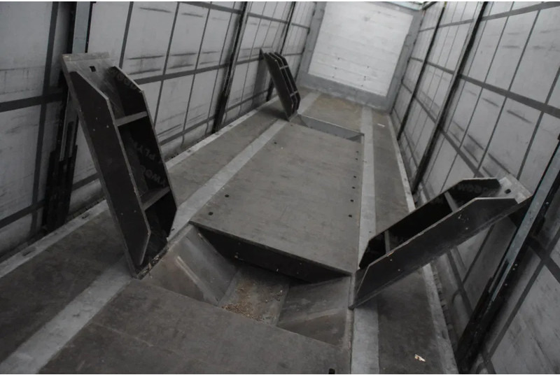 Schmitz Cargobull SCB*S3T - COIL - GALVANIZED - SLIDING CURTAINS/ROOF - DISC BRAKES - TOP CONDITION - - Kapelltrailer: bild 3 Schmitz Cargobull SCB*S3T - COIL - GALVANIZED - SLIDING CURTAINS/ROOF - DISC BRAKES - TOP CONDITION - - Kapelltrailer: bild 3