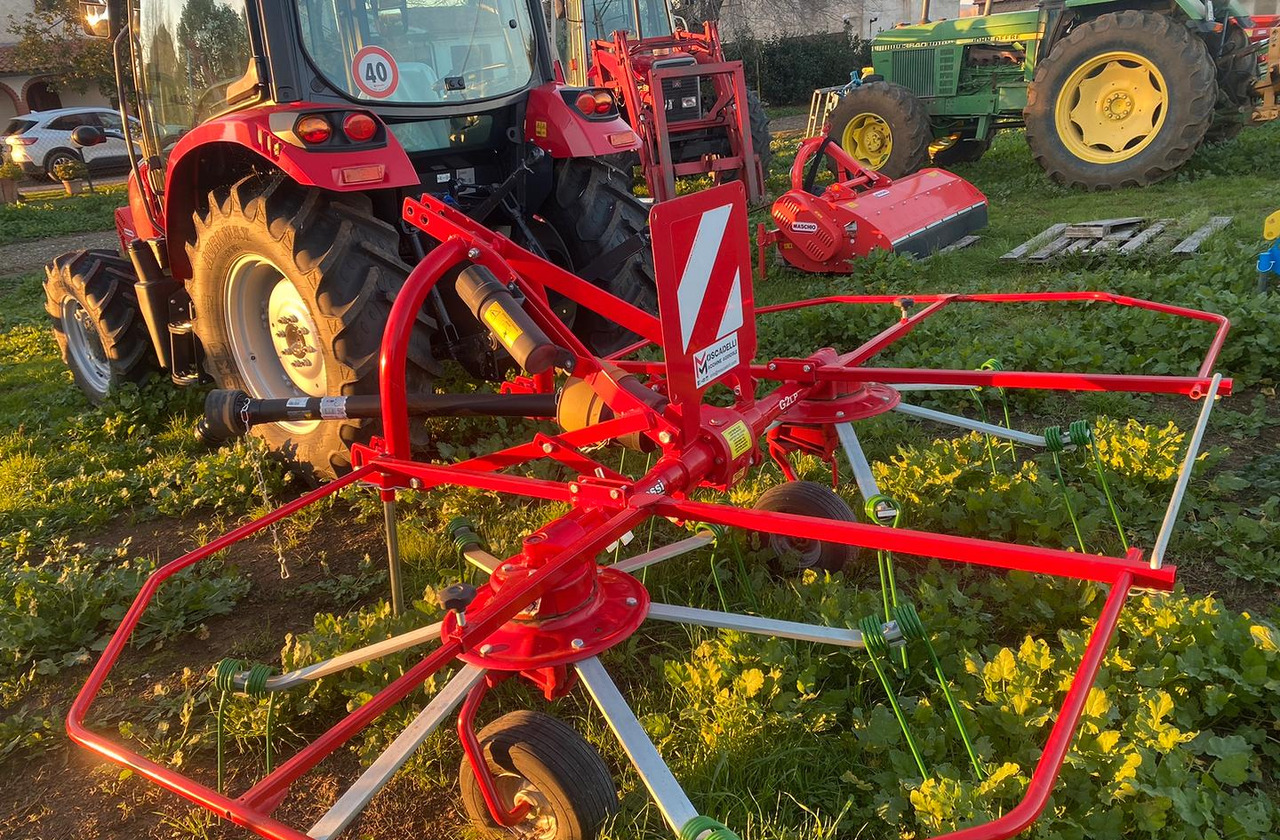 Voltafieno - Hövändare: bild 1 Voltafieno - Hövändare: bild 1