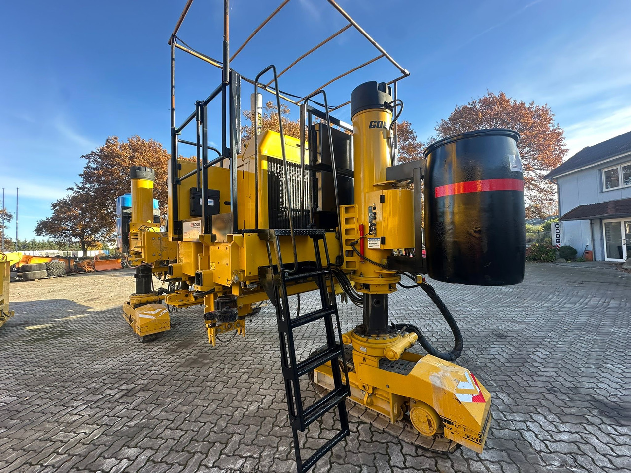 GOMACO 3300 - Betongutläggare: bild 1 GOMACO 3300 - Betongutläggare: bild 1