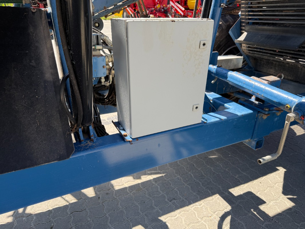 ASA-Lift T-130-B - Druvskördare: bild 3 ASA-Lift T-130-B - Druvskördare: bild 3