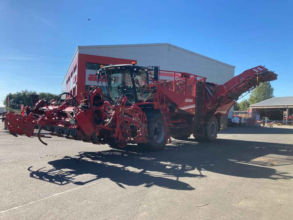 Grimme Grimme Rexor 620 Self-Propelled Sugarbeet Harvester - Maskin för jordbearbetning: bild 1 Grimme Grimme Rexor 620 Self-Propelled Sugarbeet Harvester - Maskin för jordbearbetning: bild 1