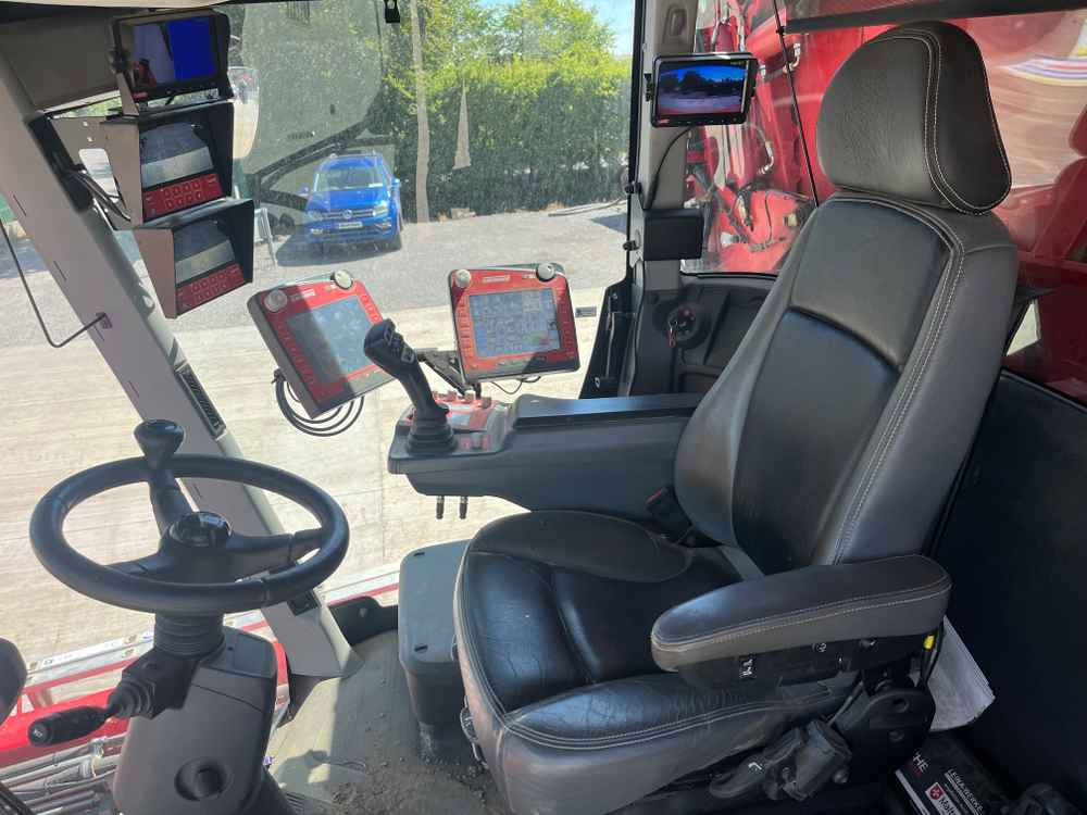 Grimme VARITRON 470 PLATINUM TT - Skördemaskin: bild 2 Grimme VARITRON 470 PLATINUM TT - Skördemaskin: bild 2