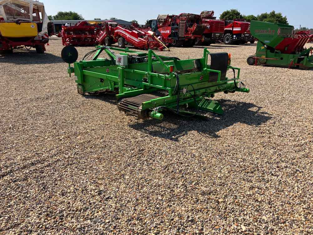 Jones Onion Windrower - Druvskördare: bild 5 Jones Onion Windrower - Druvskördare: bild 5