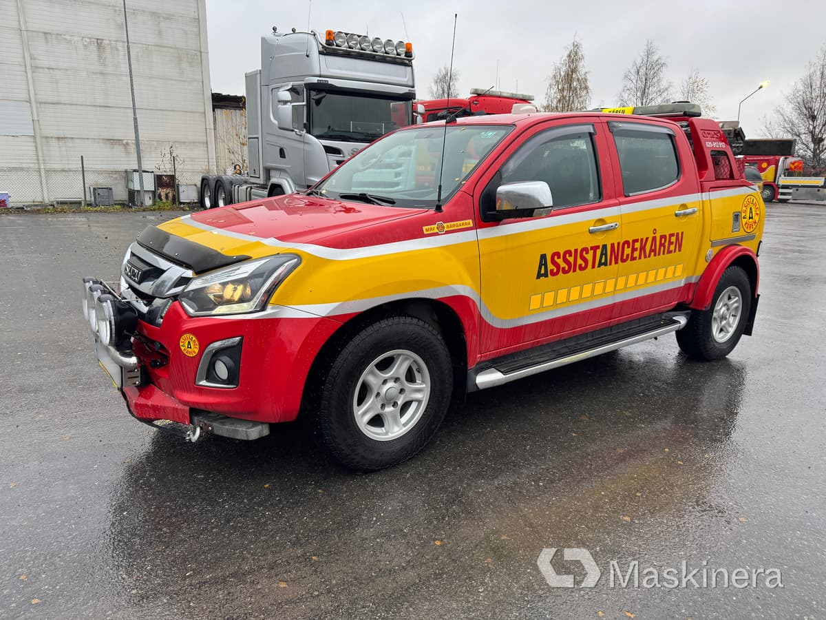 Bärgningsbil Isuzu D-Max - Små skåpbil: bild 1 Bärgningsbil Isuzu D-Max - Små skåpbil: bild 1