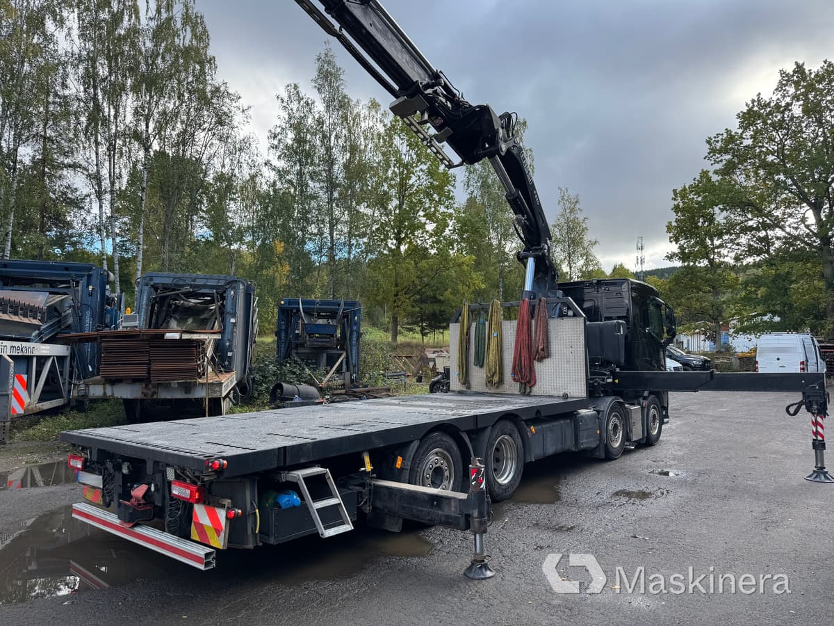 Bodbil Volvo FH 82F med Fassi F820 kran & jib - Flakbil, Kranbil: bild 5 Bodbil Volvo FH 82F med Fassi F820 kran & jib - Flakbil, Kranbil: bild 5