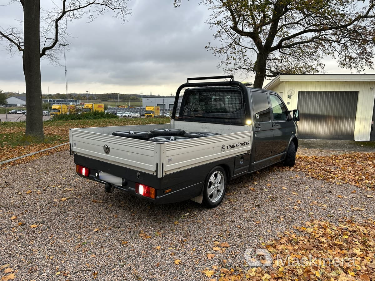 Flakbil Volkswagen Transporter dubbelhytt - Små skåpbil: bild 5 Flakbil Volkswagen Transporter dubbelhytt - Små skåpbil: bild 5