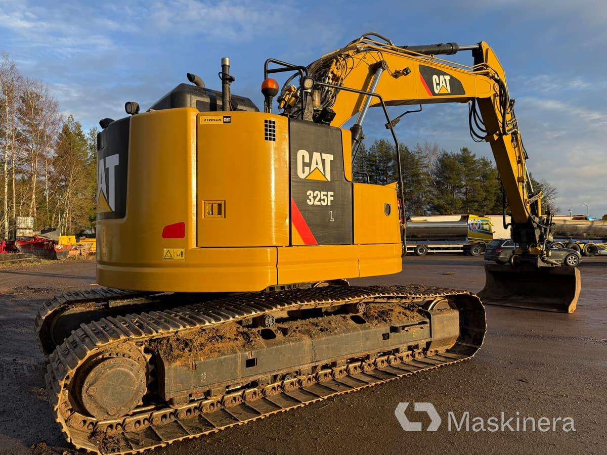 Grävmaskin CAT 325F - Bandgrävare: bild 5 Grävmaskin CAT 325F - Bandgrävare: bild 5