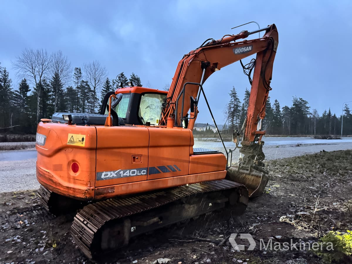 Grävmaskin Doosan DX140LC - Bandgrävare: bild 4 Grävmaskin Doosan DX140LC - Bandgrävare: bild 4